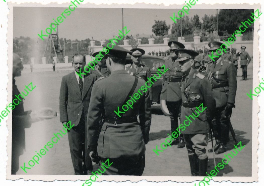  Встреча короля Михая и маршала Антонеску. С караваем мер Тирасполя Пётр Торпан   4